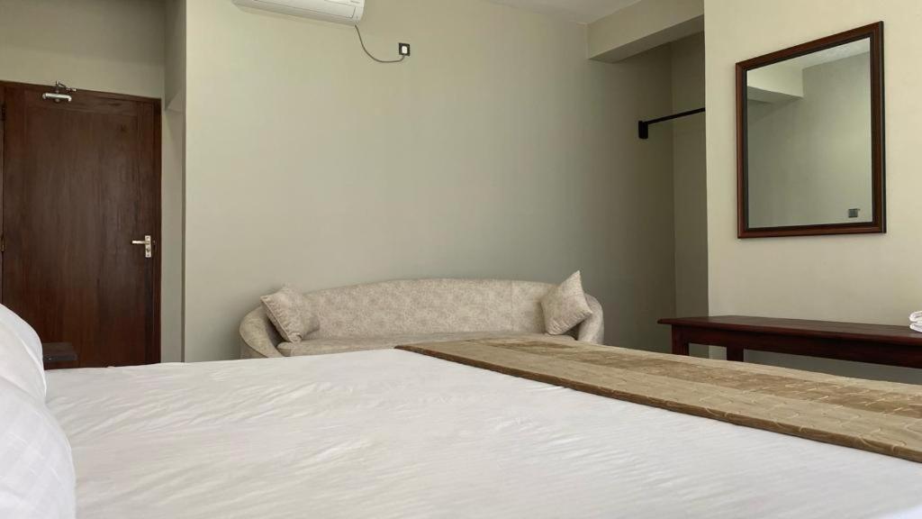 Blue Wave Beach Villa By Aaryan Group Ambalangoda  Luaran gambar